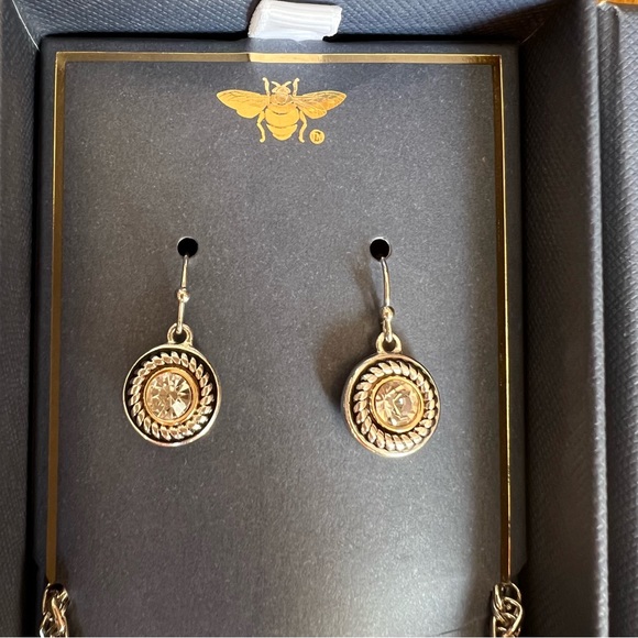 Women necklace and earrings set - Picture 4 of 5